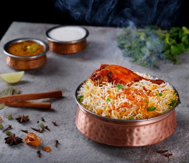 Hyderabadi Chicken Dum Biryani